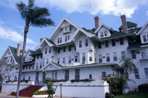 The sprawling white Belleview Biltmore Hotel photographed in its later 20th-century years.